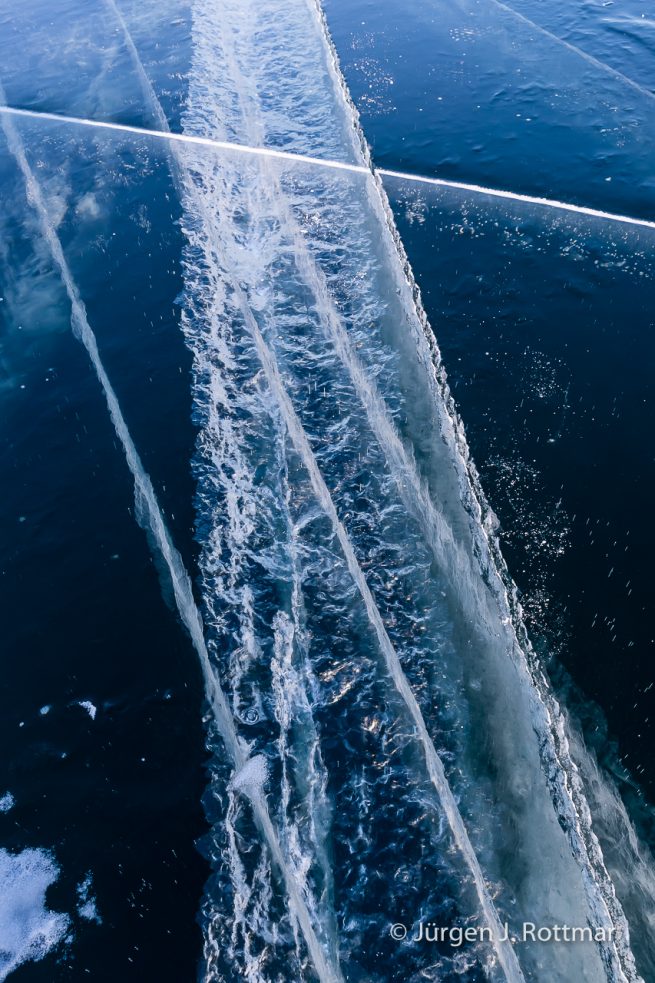 Russland | Sibirien | Baikalsee | Schwarzeis