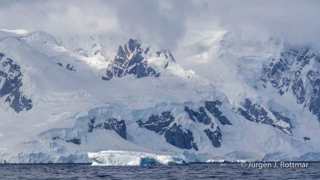 Antarctic Peninsula | Paradise Bay