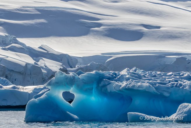 Antarctic Peninsula | Paradise Bay