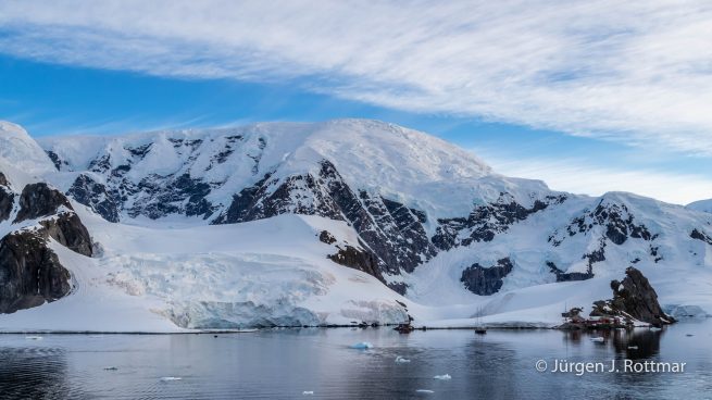 Antarktic Peninsula | Paradise Bay | Almirante Brown Station