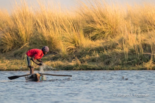 Botswana 09/2019 | Chobe River | Traditional fishing (Traditionelles fischen)
