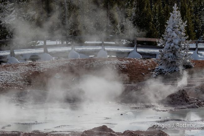 USA | Canyons & Yellowstone NP im Winter | Fountain Paint Pot