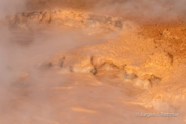 USA | Canyons & Yellowstone NP im Winter | Fountain Paint Pot