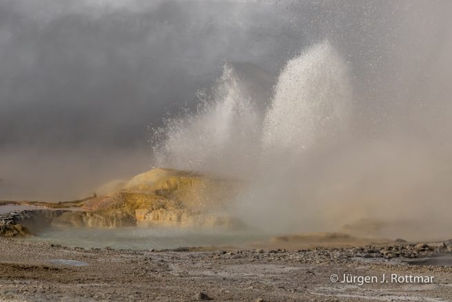 USA | Canyons & Yellowstone NP im Winter | Fountain Paint Pot