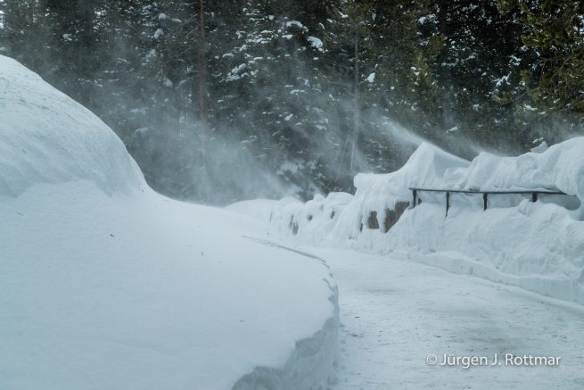 USA | Canyons & Yellowstone NP im Winter | Upper Falls of the Yellowstone